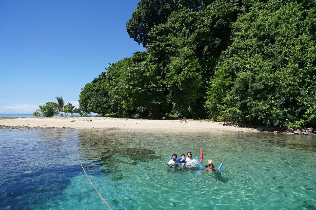 Liamo Reef Resort Kimbe Luaran gambar